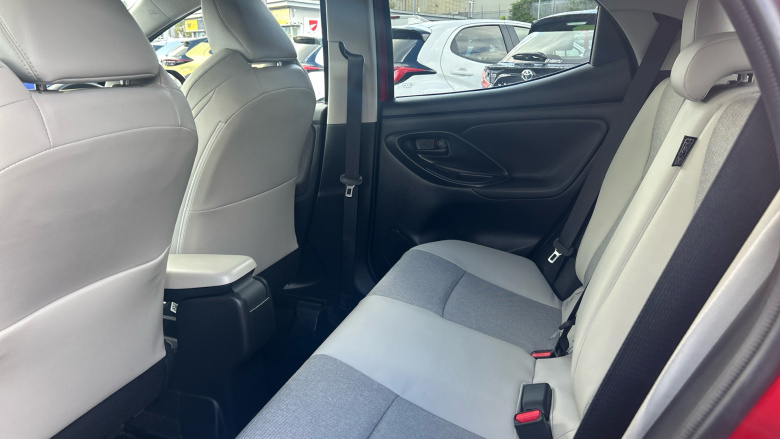 Toyota Yaris 1.5 Hybrid Excel 5dr CVT Hybrid Hatchback